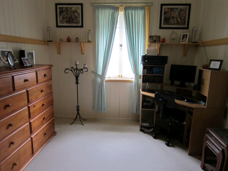 4 Cramb Street, Eastern Heights QLD 4305