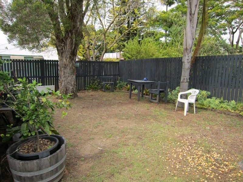 4 Cramb Street, Eastern Heights QLD 4305