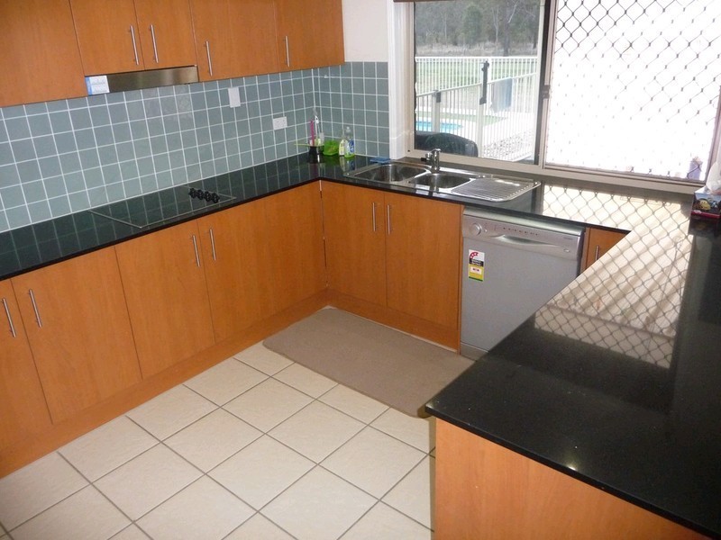 52 Loder Road, Thagoona QLD 4306