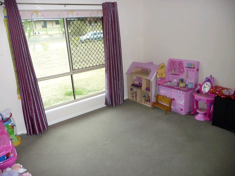 52 Loder Road, Thagoona QLD 4306