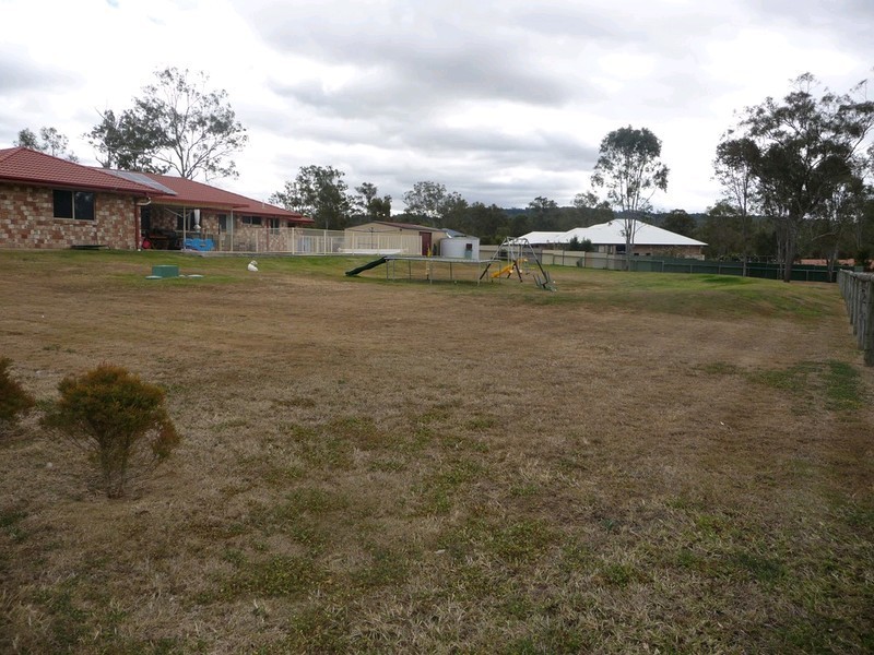52 Loder Road, Thagoona QLD 4306