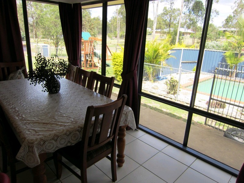 10 Hilltop Court, Deebing Heights QLD 4306