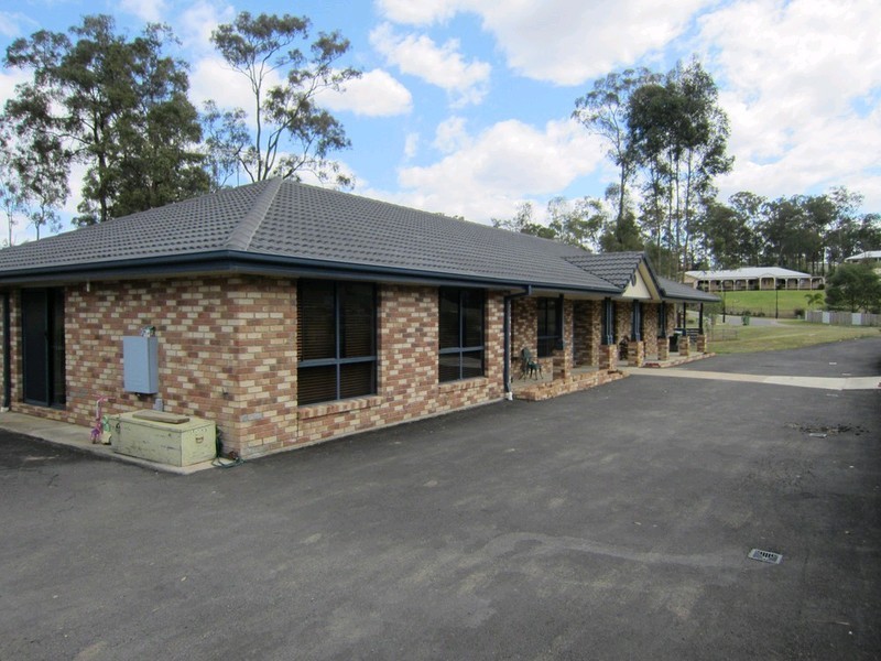 10 Hilltop Court, Deebing Heights QLD 4306