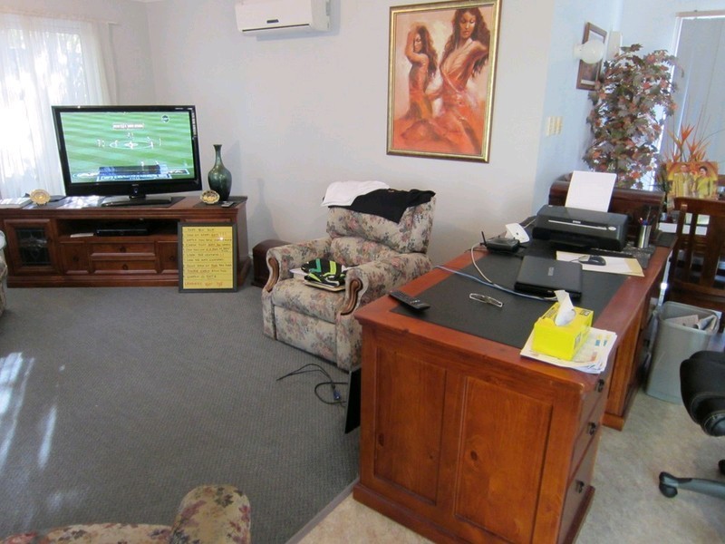 9 Dianthus Place, Flinders View QLD 4305