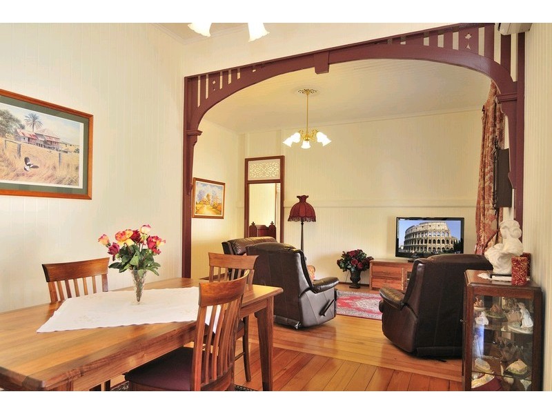 36 Cribb Street, Sadliers Crossing QLD 4305