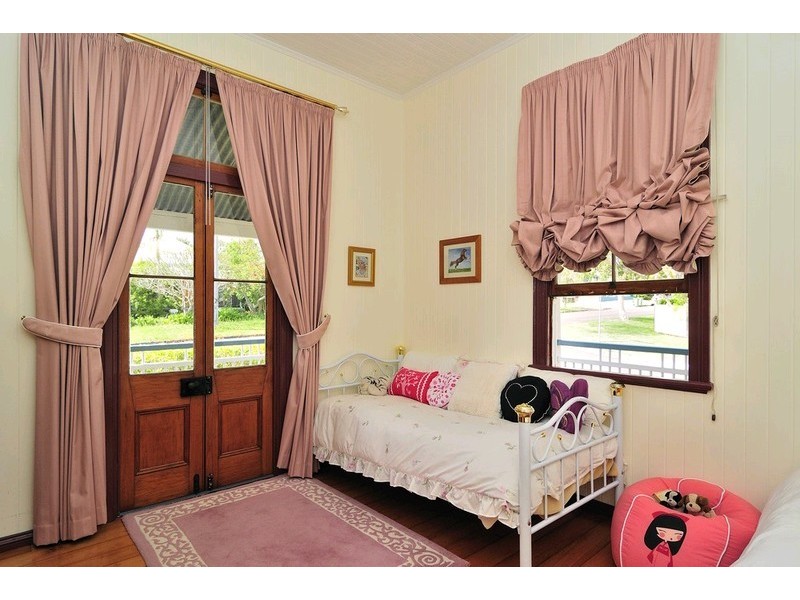 36 Cribb Street, Sadliers Crossing QLD 4305