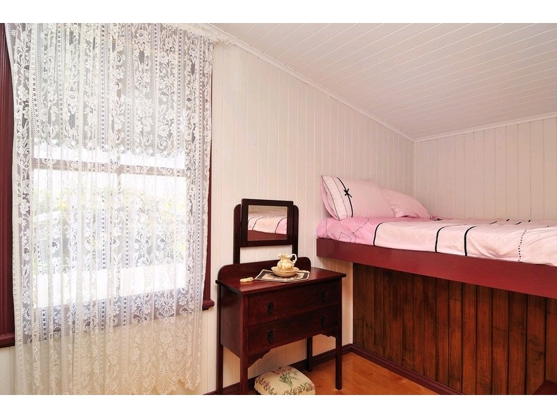 36 Cribb Street, Sadliers Crossing QLD 4305