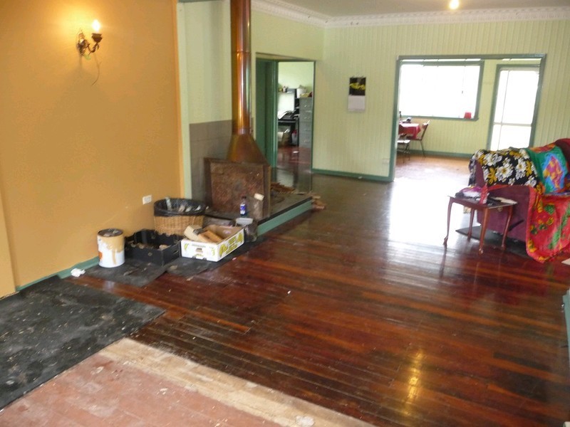 107 James Road, Pine Mountain QLD 4306