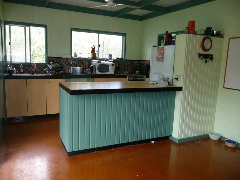 107 James Road, Pine Mountain QLD 4306
