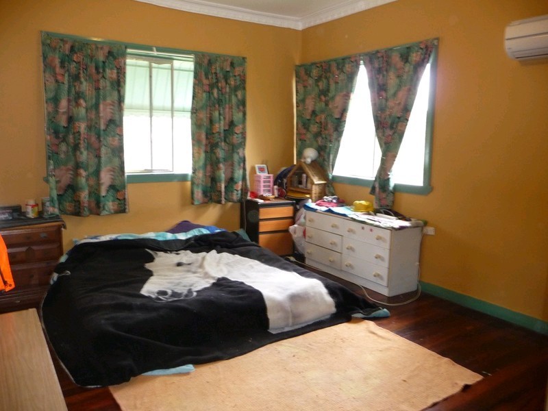 107 James Road, Pine Mountain QLD 4306