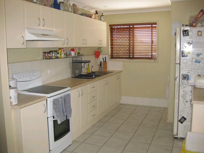 36 Mahogany Street, Raceview QLD 4305