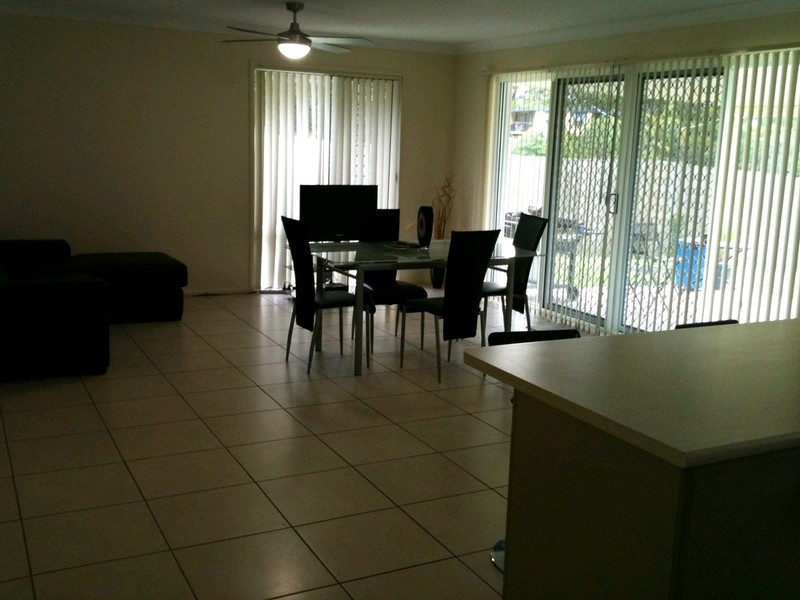 60 Eric Drive, Blackstone QLD 4304