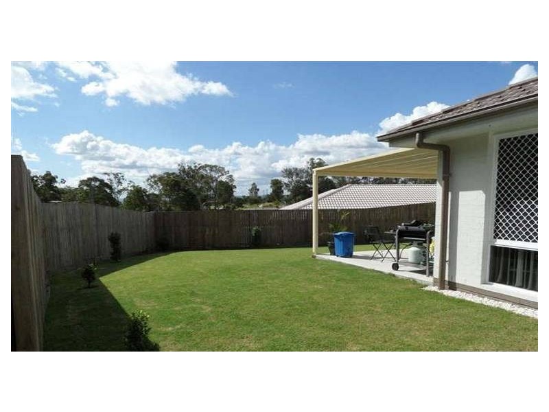 60 Eric Drive, Blackstone QLD 4304