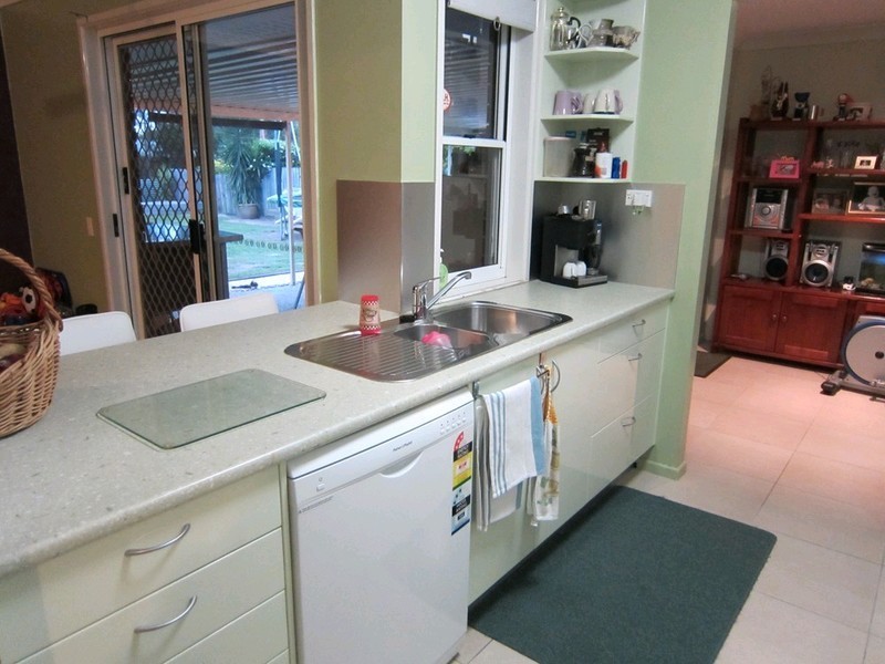 23 St Leger Court, Yamanto QLD 4305