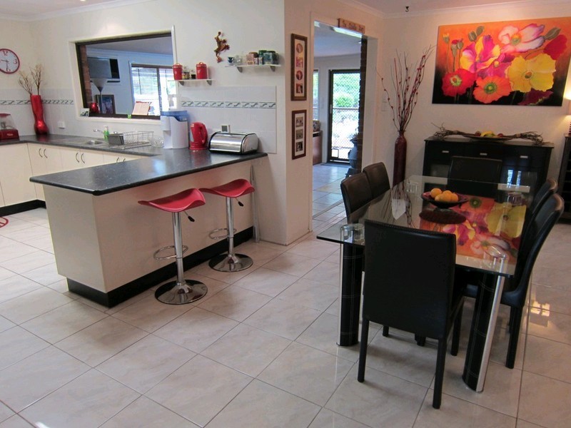 18 Tinworth Street, Willowbank QLD 4306