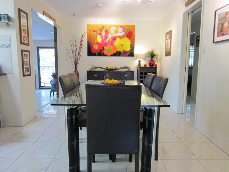 18 Tinworth Street, Willowbank QLD 4306