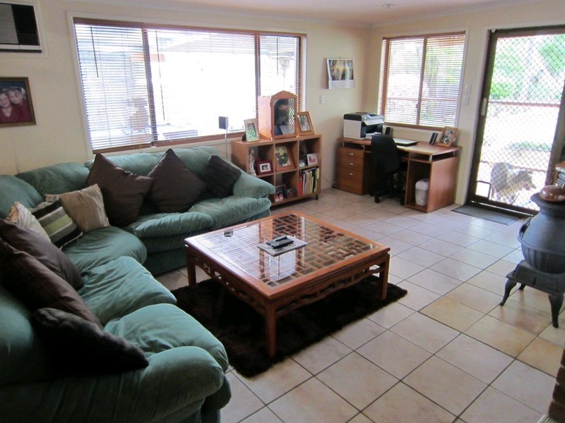 18 Tinworth Street, Willowbank QLD 4306