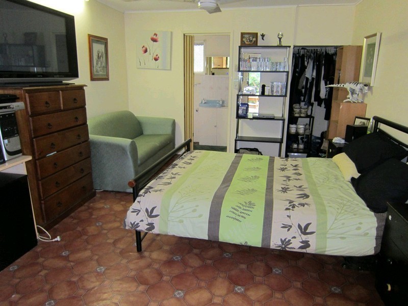 18 Tinworth Street, Willowbank QLD 4306