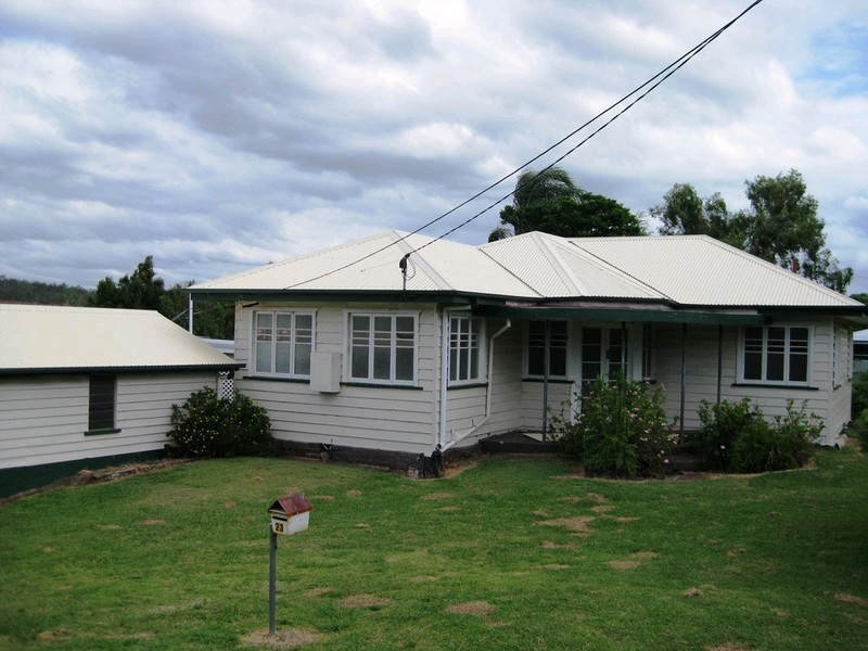 23 Morris Street, Silkstone QLD 4304