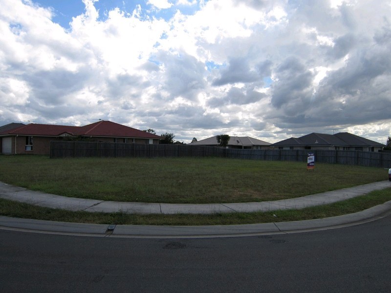 7 Wattle Crescent, Raceview QLD 4305