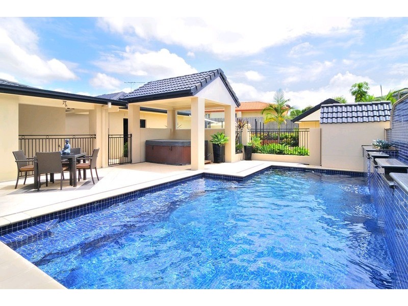 24 Kensington Drive, Flinders View QLD 4305