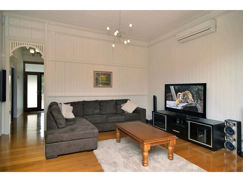141 Cascade Street, Raceview QLD 4305
