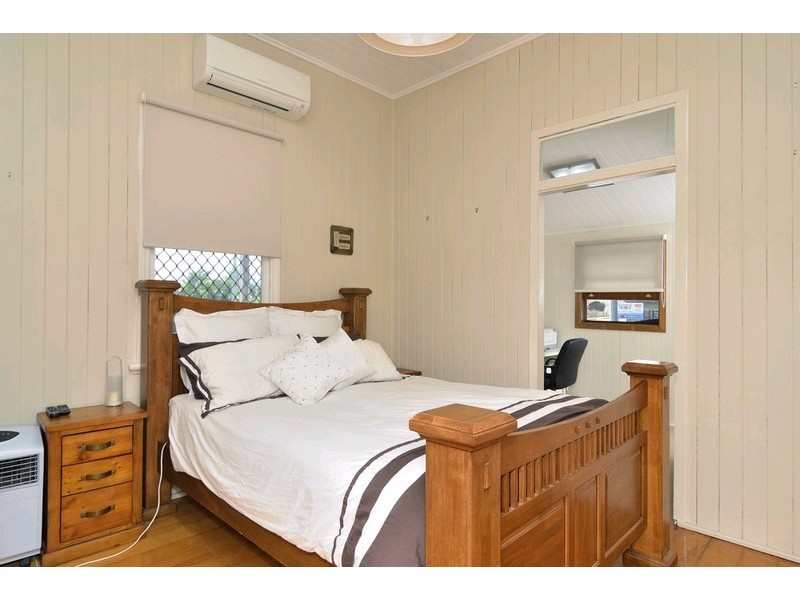 141 Cascade Street, Raceview QLD 4305