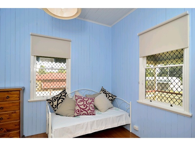 141 Cascade Street, Raceview QLD 4305