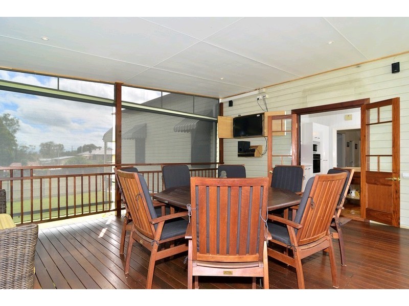 141 Cascade Street, Raceview QLD 4305