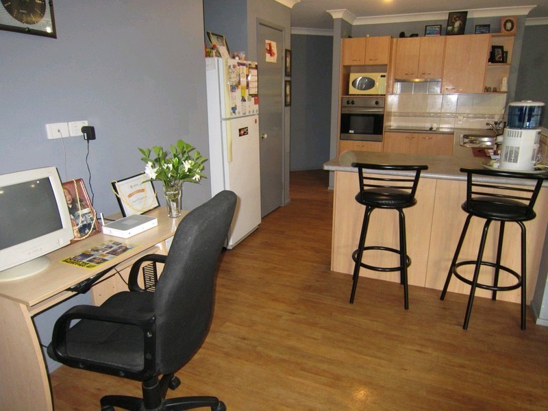 16 Rangeview Drive, Flinders View QLD 4305