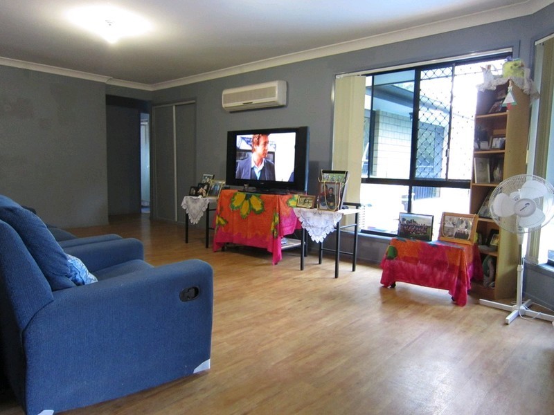 16 Rangeview Drive, Flinders View QLD 4305