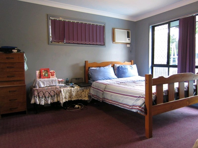 16 Rangeview Drive, Flinders View QLD 4305