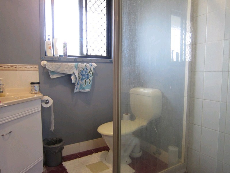 16 Rangeview Drive, Flinders View QLD 4305