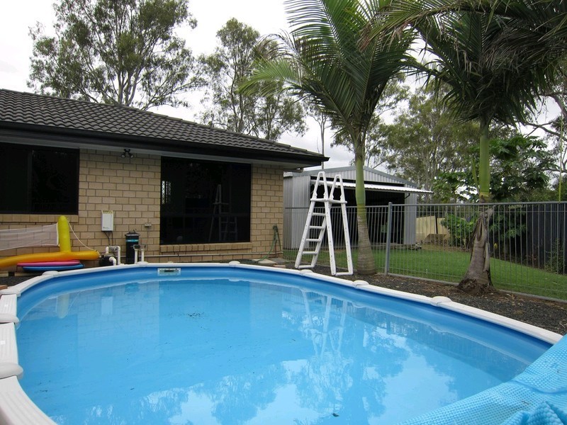 16 Rangeview Drive, Flinders View QLD 4305