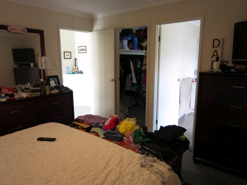 26 Burswood Close, Wulkuraka QLD 4305