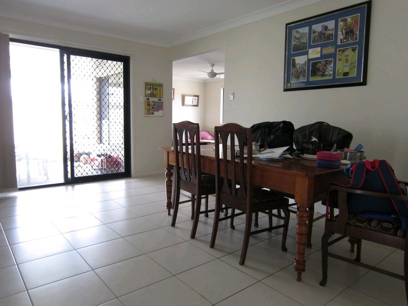 26 Burswood Close, Wulkuraka QLD 4305