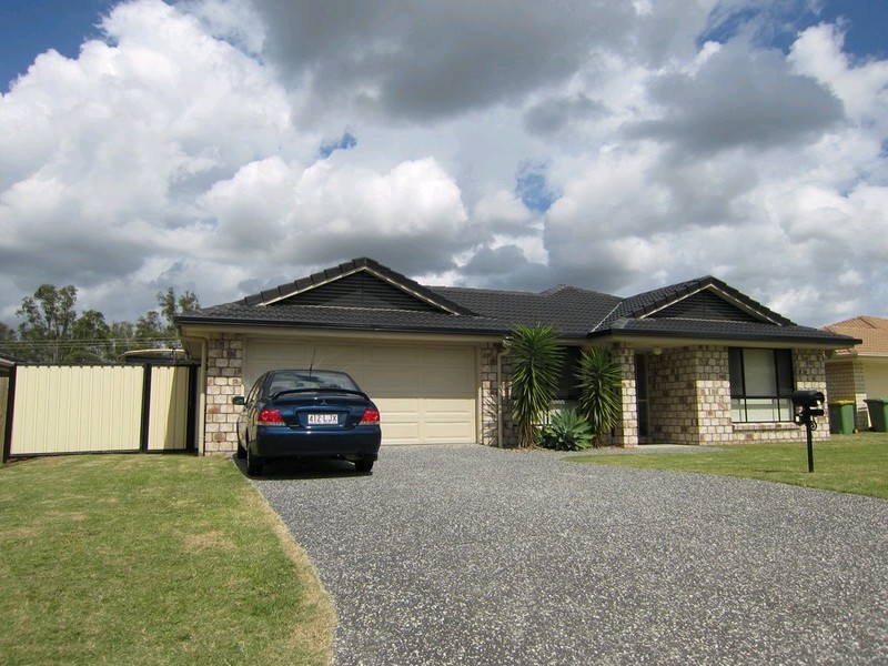 26 Burswood Close, Wulkuraka QLD 4305