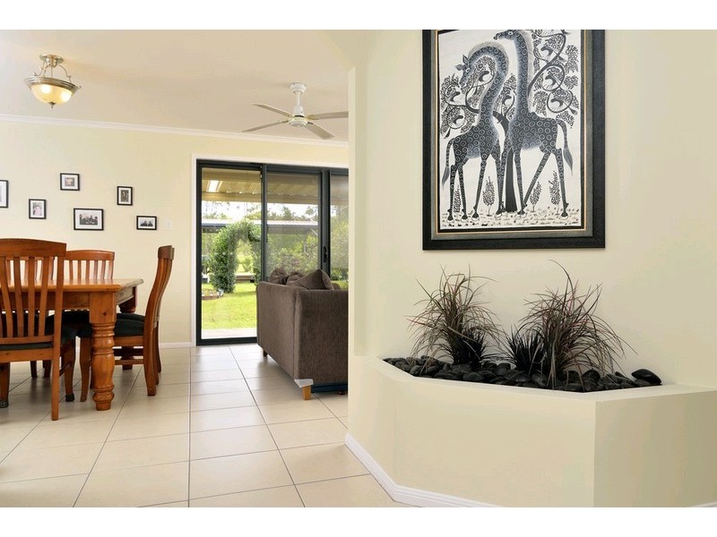 87 Diamantina Circle, Karalee QLD 4306