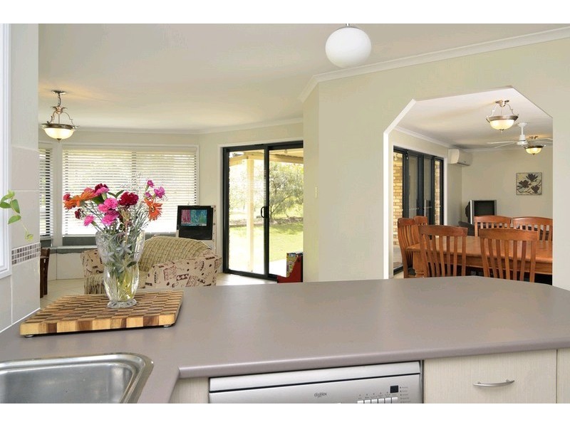 87 Diamantina Circle, Karalee QLD 4306