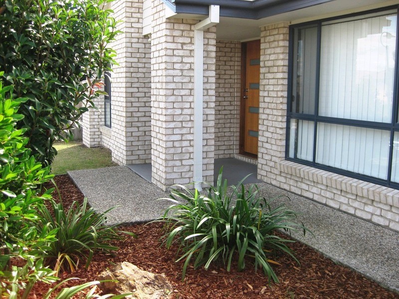 98 Westminster Crescent, Raceview QLD 4305