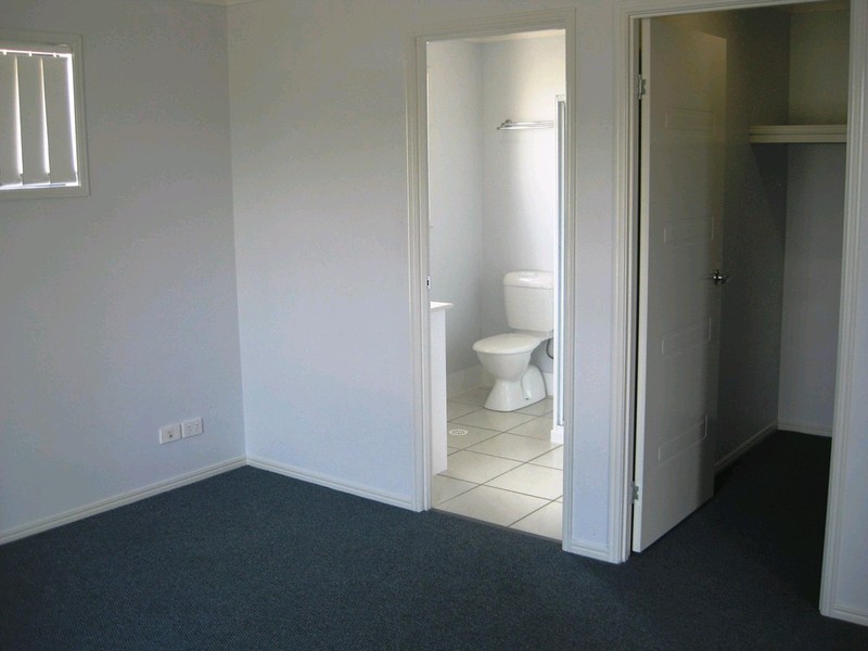 98 Westminster Crescent, Raceview QLD 4305