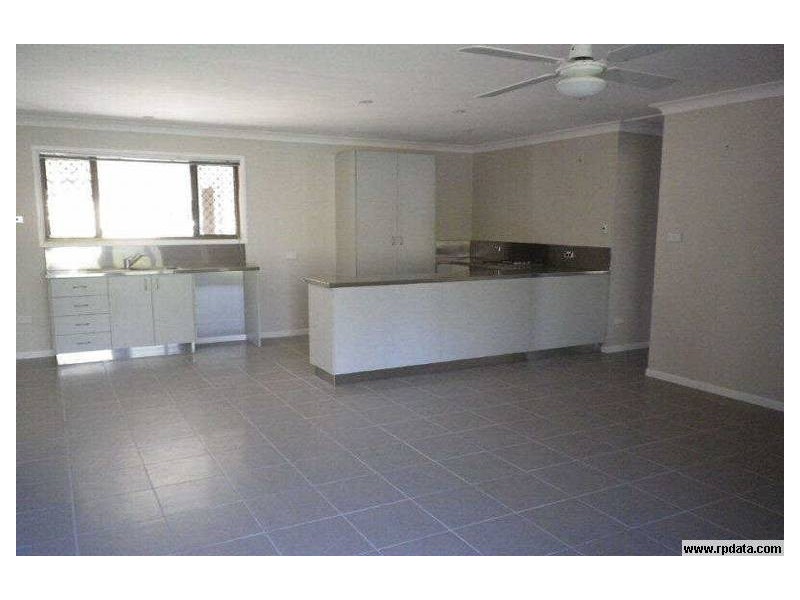 81 S Queensborough Parade, Karalee QLD 4306