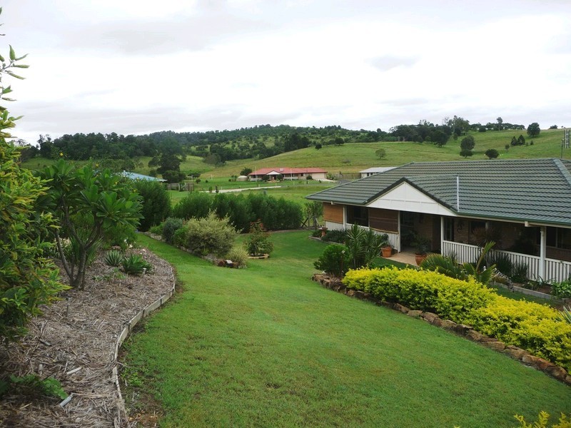 64 Harpeng Drive, Minden QLD 4311