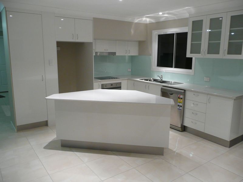 5 Northcote St, Brighton QLD 4017