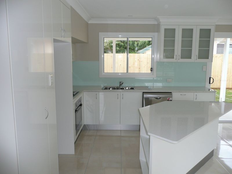 5 Northcote St, Brighton QLD 4017