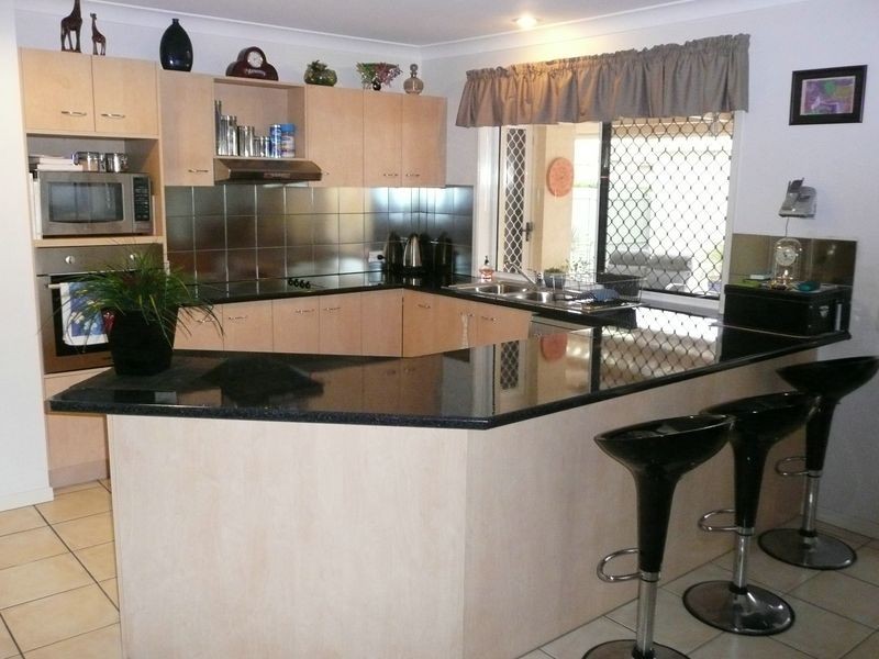 9 Fieldstone Close, Bracken Ridge QLD 4017