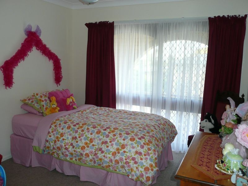 11 Tarwarri Street, Bracken Ridge QLD 4017