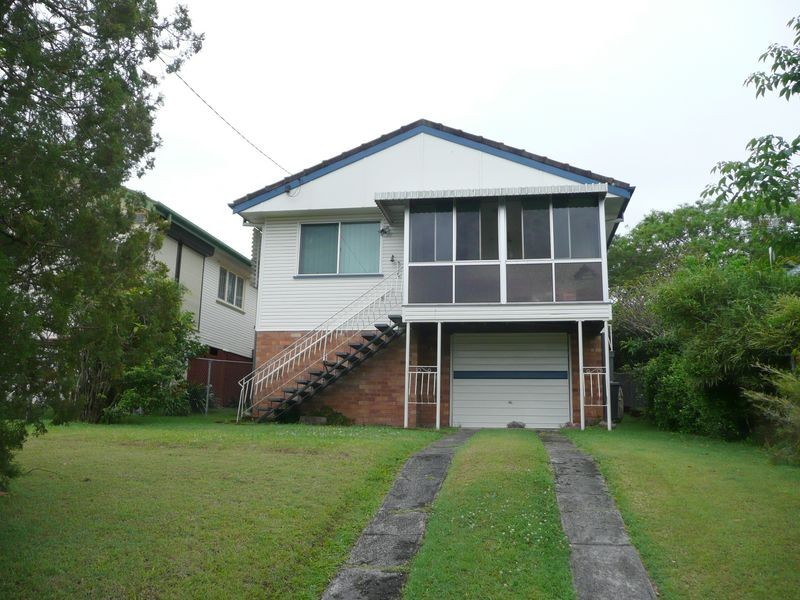 234 Rainbow Street, Sandgate QLD 4017