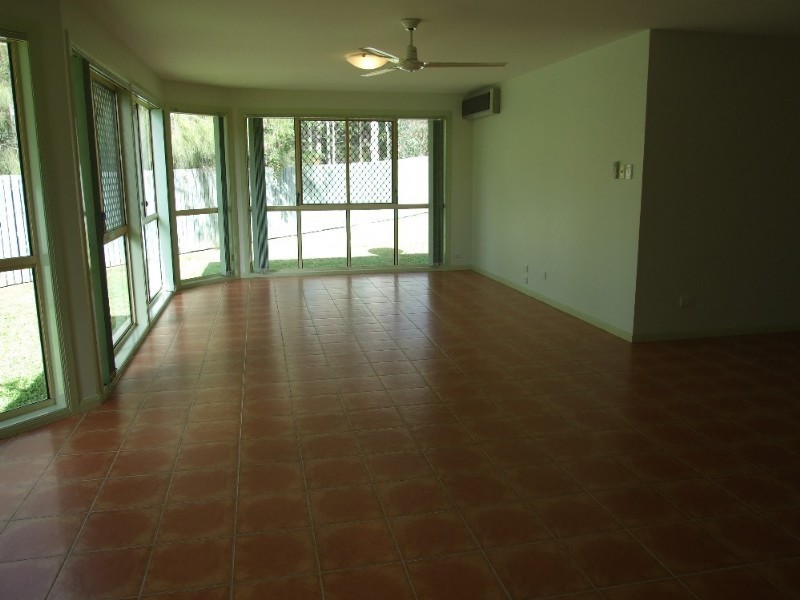 Eatons Hill QLD 4037