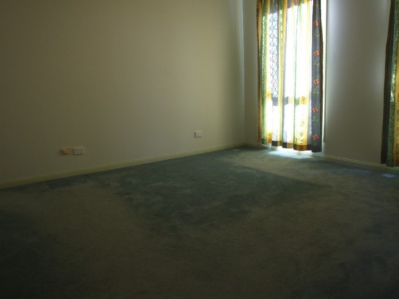 Eatons Hill QLD 4037